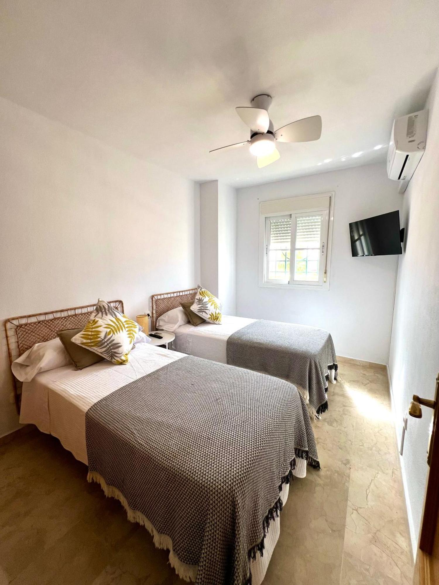 Casa Baviera Golf & Beach Caleta De Velez Buitenkant foto